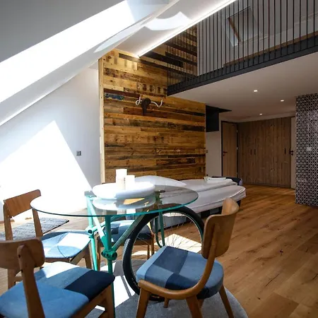 Becycle Sustainable And Travel 3*