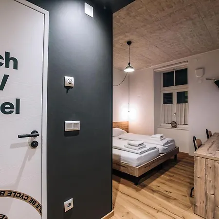 Becycle Sustainable And Travel 3* 马里博尔