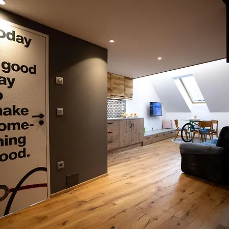 Becycle Sustainable And Travel 公寓式酒店 3*
