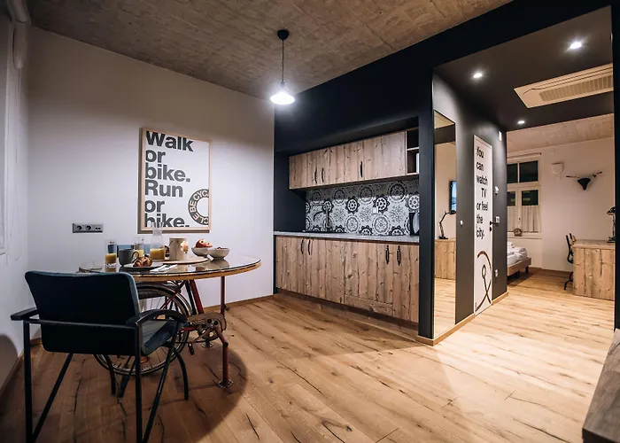 Becycle Sustainable And Travel 3* Maribor